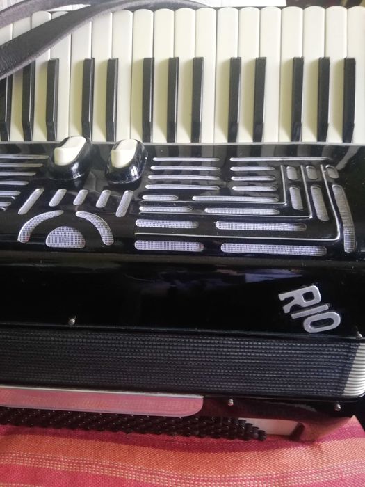 Włoski akordeon Rio