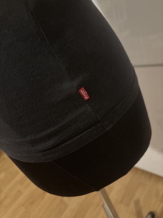 T-shirt damski Levis