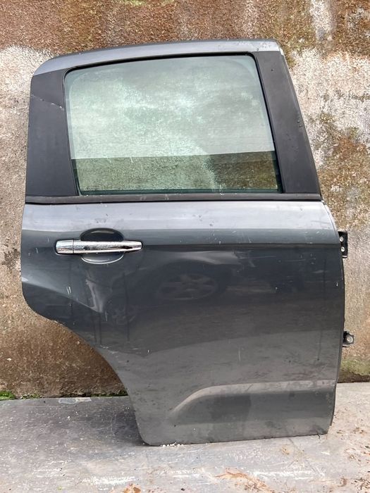 Porta trás direita Citroen C3 2016 Citroen C3 2016 temos
