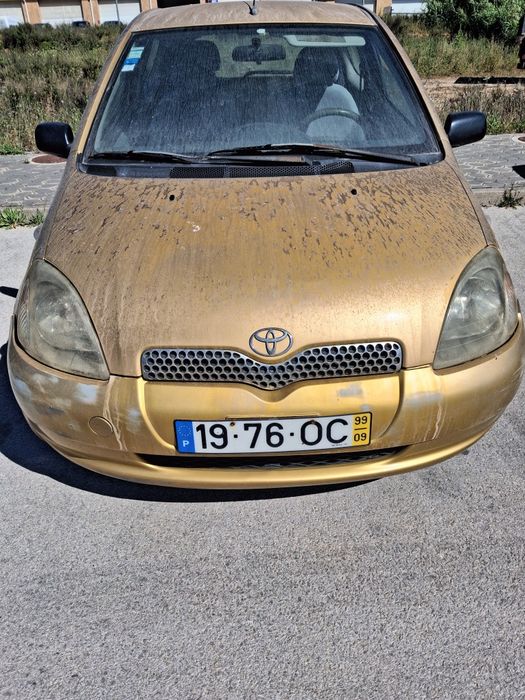 Toyota yaris set 1999 sol