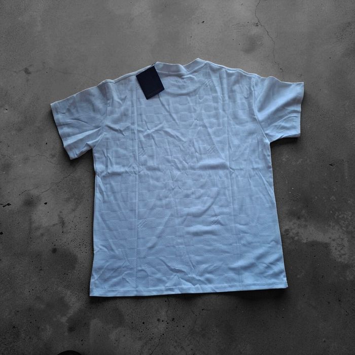 Conjunto Louis Vuitton Homem – T-Shirt + Calções | Verão