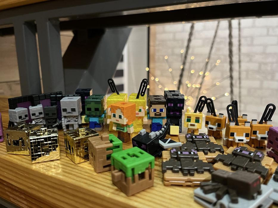 Фігурки кіндер джой дивні дива майнкрафт kinder joy minecraft