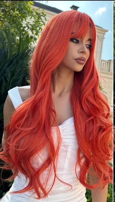 Długa peruka piękna