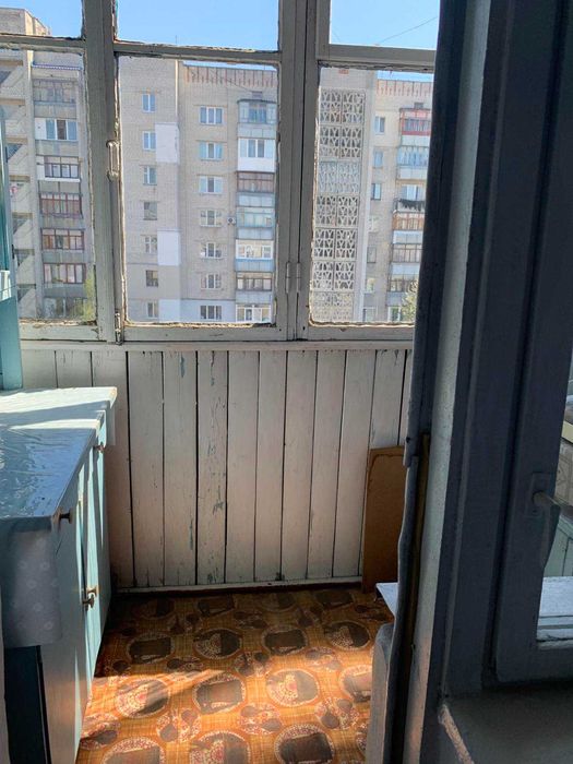 Терміново!!! Ціну знижено!! Продаю 3 кімнатна квартира (Чешка)  центр  міста