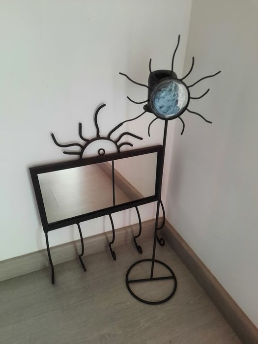 Conjunto candelabro, chaveiro e suportes cortinado em ferro