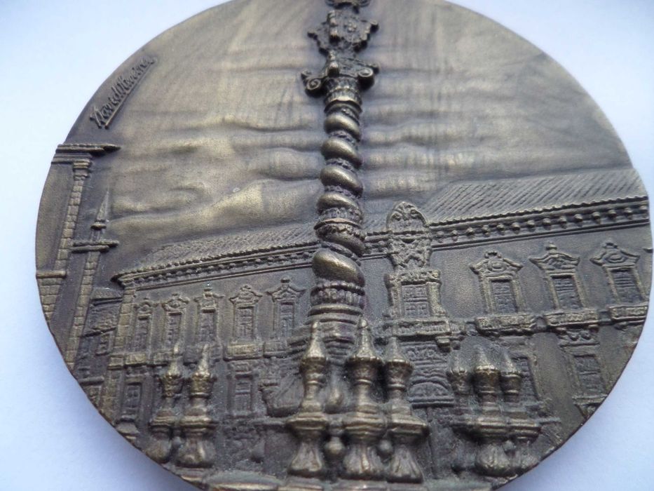 Medalha Pelourinho , Camara antiga e seu Brasão. Porto
