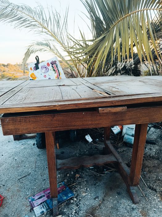 Mesa de Jantar Extensível Antiga em Madeira Maciça