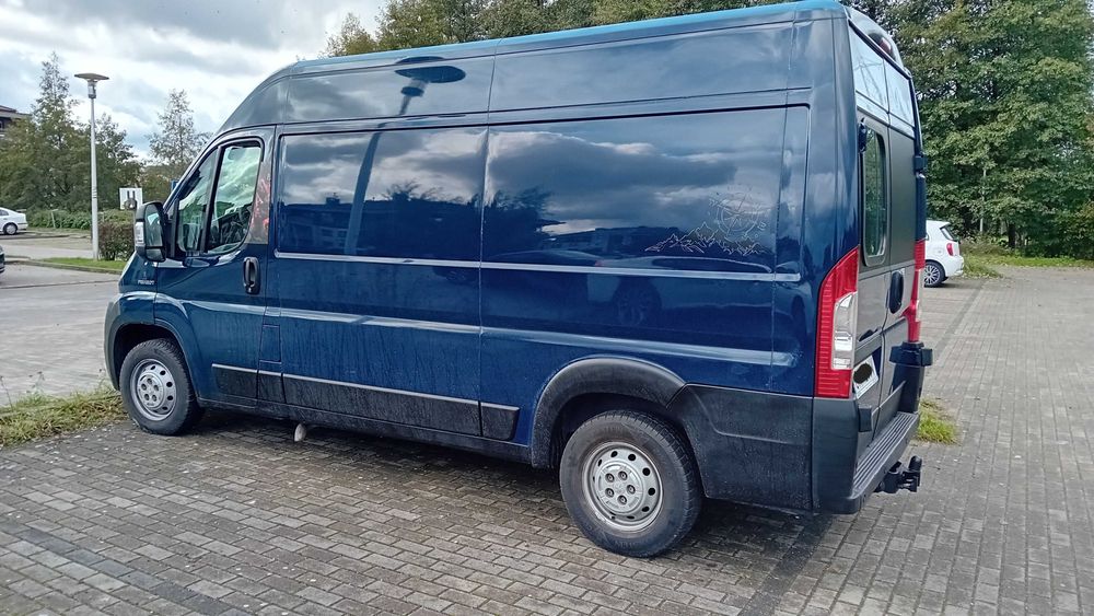 Peugeot Boxer  kampervan . Kamper 3 osobowy