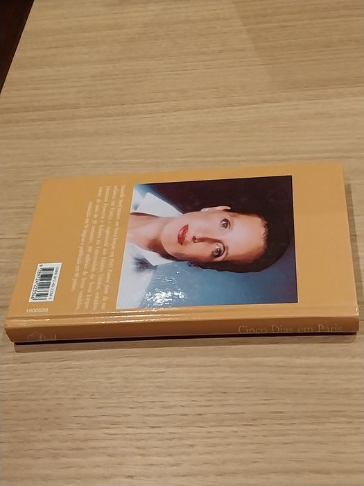 Livro Danielle Steel | Cinco dias em Paris | Círculo de Leitores