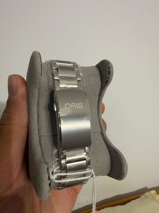 Oris Aquis Date