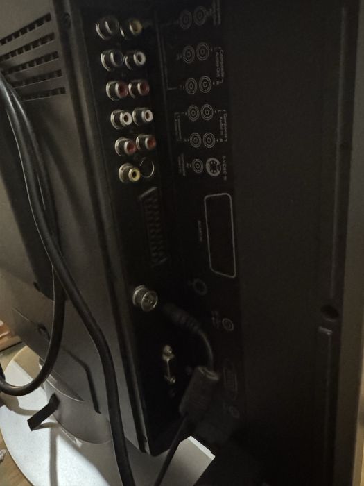 Lenco DVT-1901 com comando e cabos