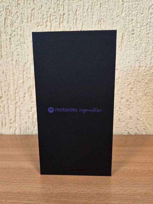 Motorola Signature 5G 16/512GB Martini Olive (Gold) Wilda 72