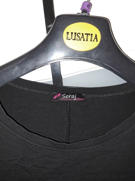 T-shirt z dłuższym tyłem