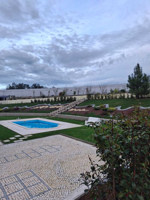 Moradia T4, em zona nobre e sossegada de Cantanhede