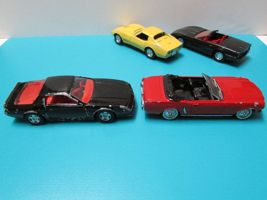 Carros americanos: Várias miniaturas com marcas de uso - Solido 1/43