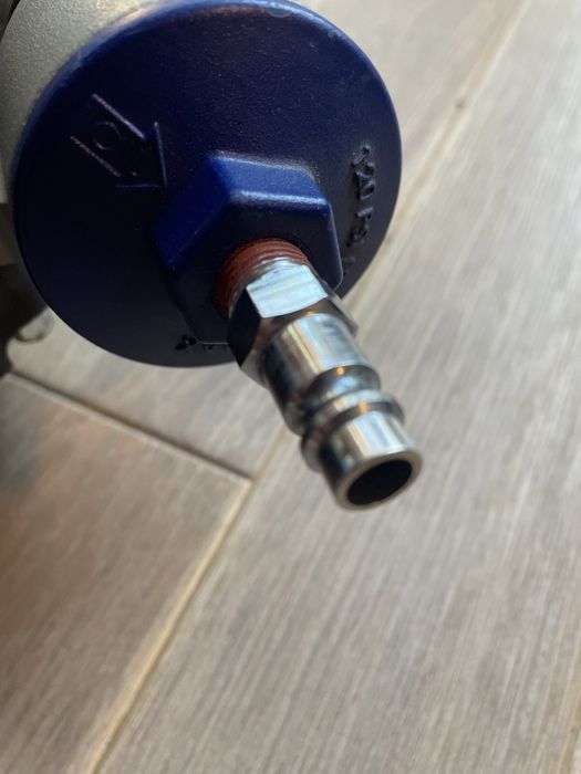 Pneumatyczna gwoździarka bębnowa rawl pn-57