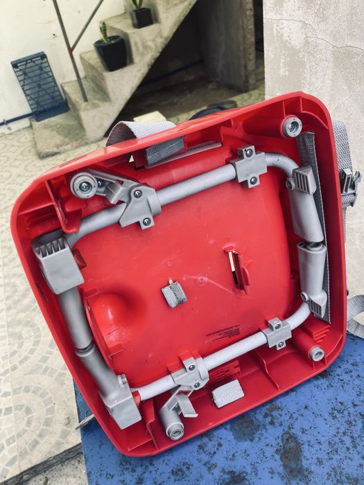 Cadeira de Alimentação Portátil “Car Baby” – Booster Seat