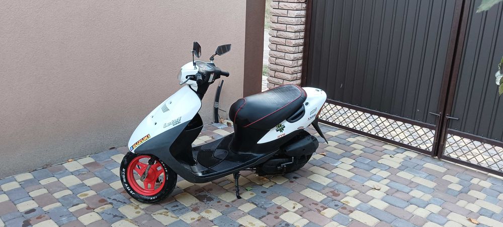 Продам Suzuki lets 2