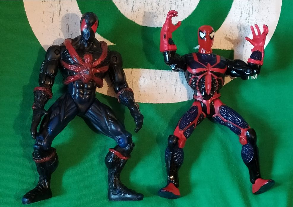 Action figures Marvel DC Spiderman X-Men Batman McFarlane etc