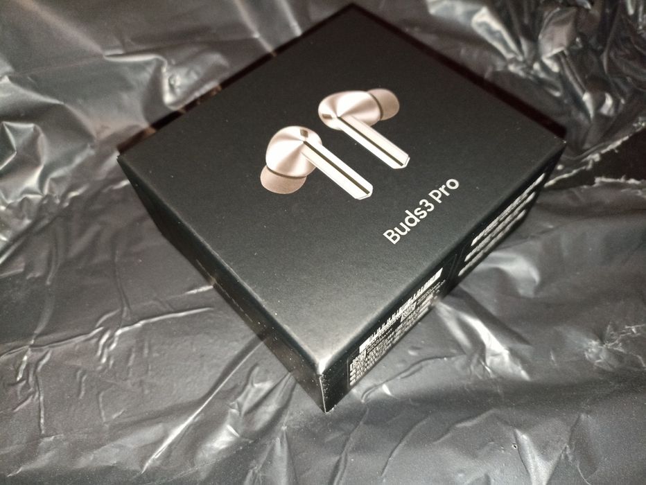Навушникияк Samsung buds 3 pro