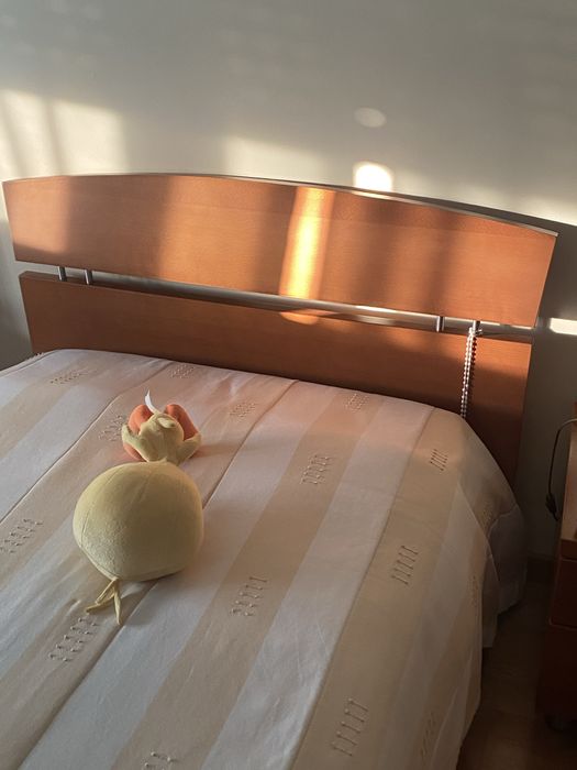Cama solteiro com colchao