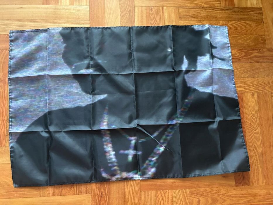 Flaga A Great Chaos Ken Carson na ścianę 60 x 90cm prezent