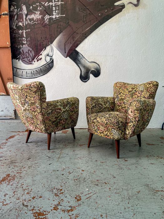 Poltronas mid-century