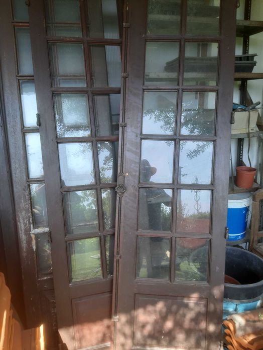 Portas muito bonitas em sucupira