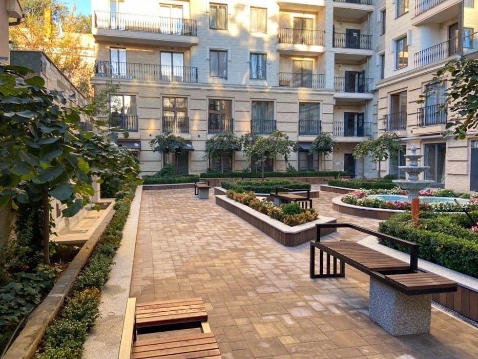 2-rooms apartment apartment by the address st. Kulikovo pole pl Oktyabrskoy revolyutsii pl (area 72 m²) - Atlanta.ua - photo 2