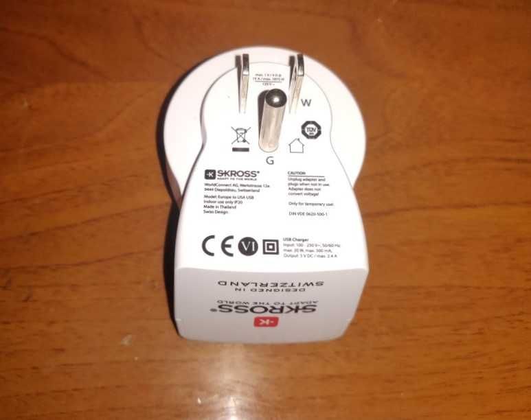 Adaptador Viagem SKROSS EU to USA + 2USB