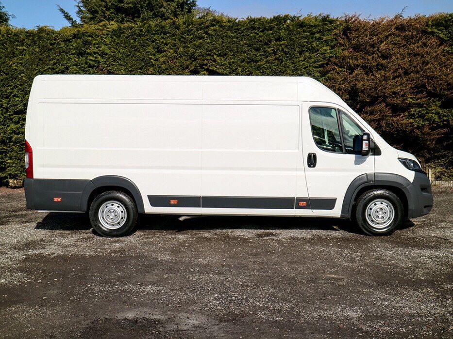 Mudanças rápidas / Van rental for movings