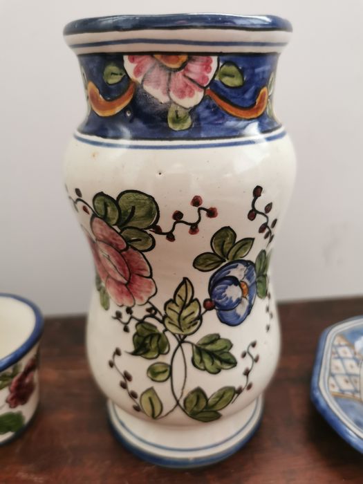 Hand-painted Artisanal Tableware Set445521893241671681