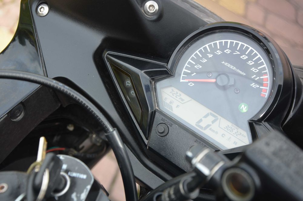 honda cbr 125r rok 2016