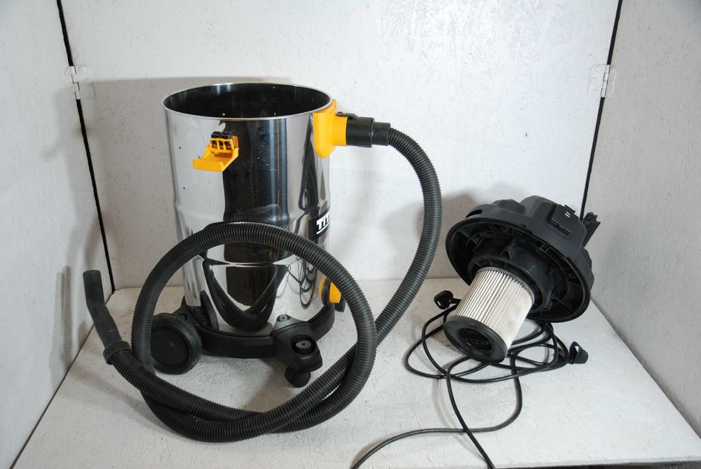 Odkurzacz przemysłowy Titan 40 L 1500W