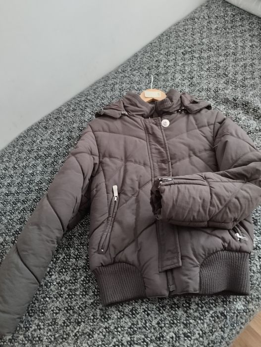 Продам зимову куртку