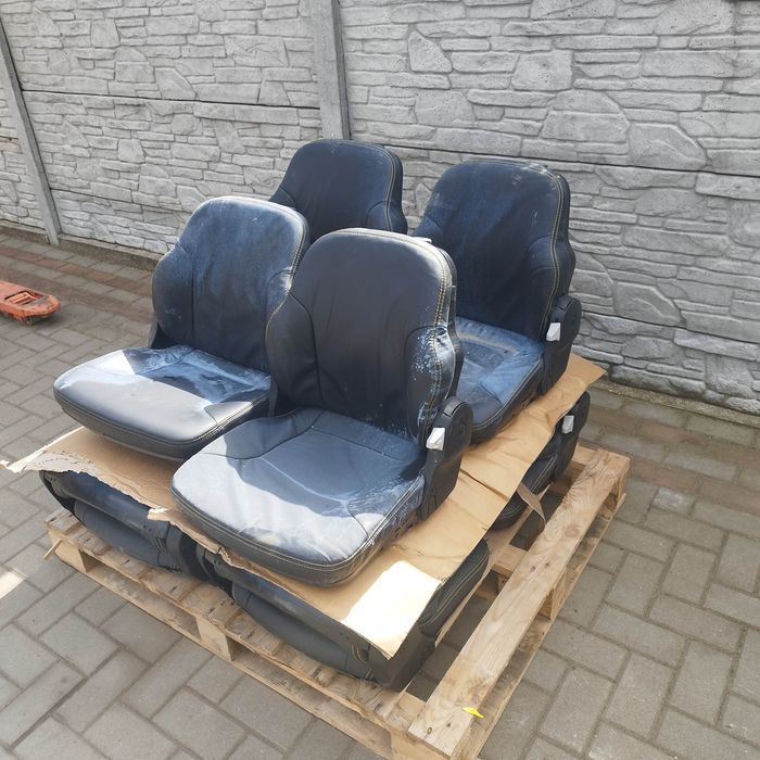 Fotel siedzenie pasazera JCB Fastrac ładowarka  wózek