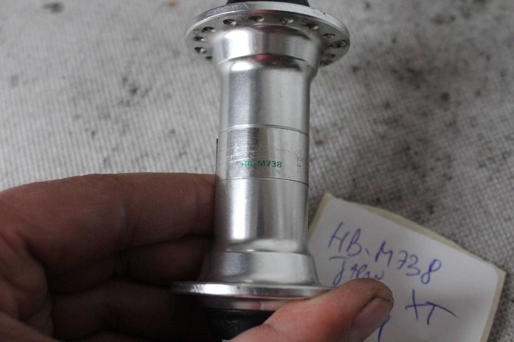 piasta przód shimano deore XT HB-M738 wzmacniana 32h japan cs1