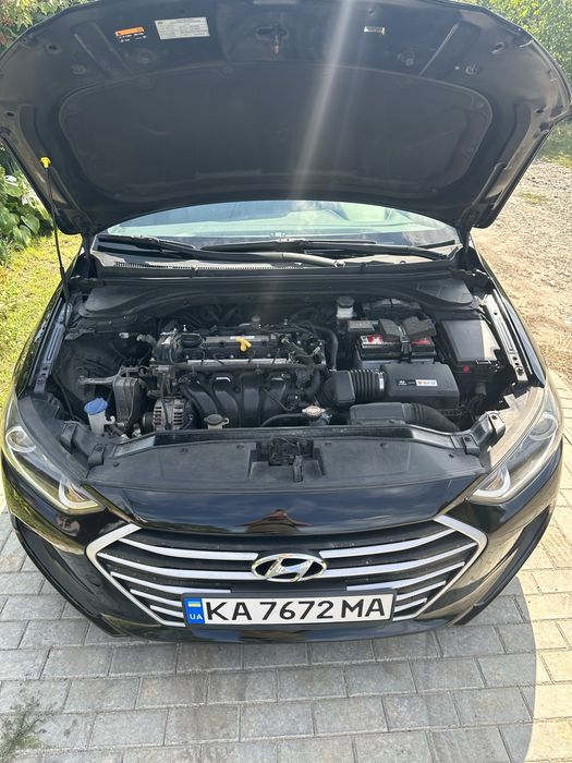 Hyundai Elantra 2017 2.0 бензин Автомат