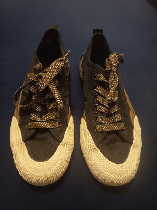 Продам кєди Zara