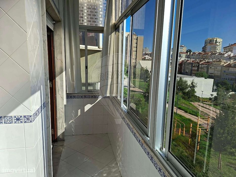 Apartamento T2 para arrendamento