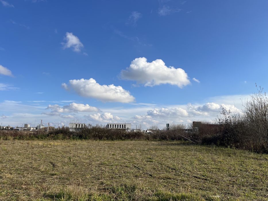 Ділянка комерційна 20сот 2 лінія Рясне-Руське