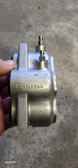 Супорт ніва 2121