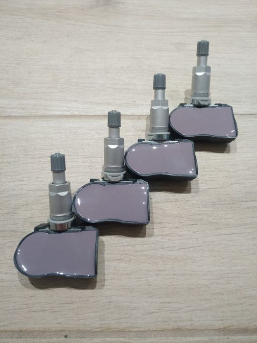 Датчики тиску давления шин Nissan Renault INFINITI 40700-3VU0A (4СВ0А)