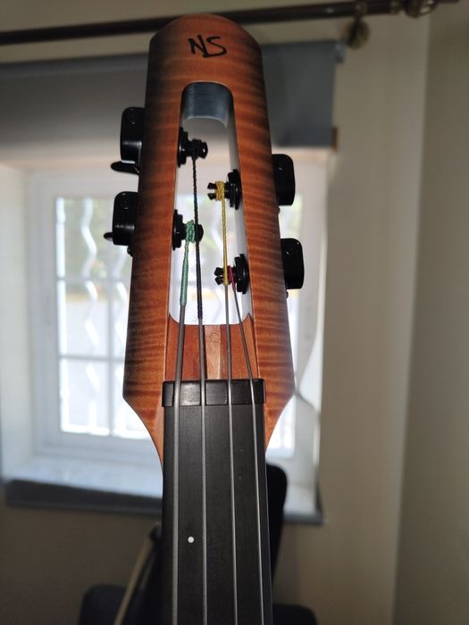 Contra Baixo Elétrico-NS Design NXT4a + Tripé (Stand) + Arco em carbon