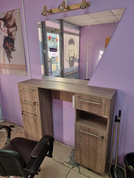 Продам Перукарню