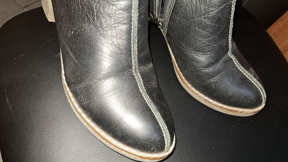 Чоботи зимові сапожки теплі на хутрі 36 р