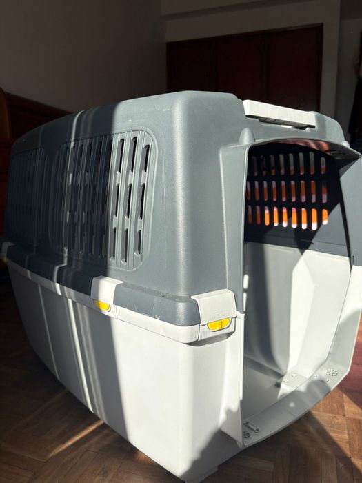 Caixa de transporte para cães