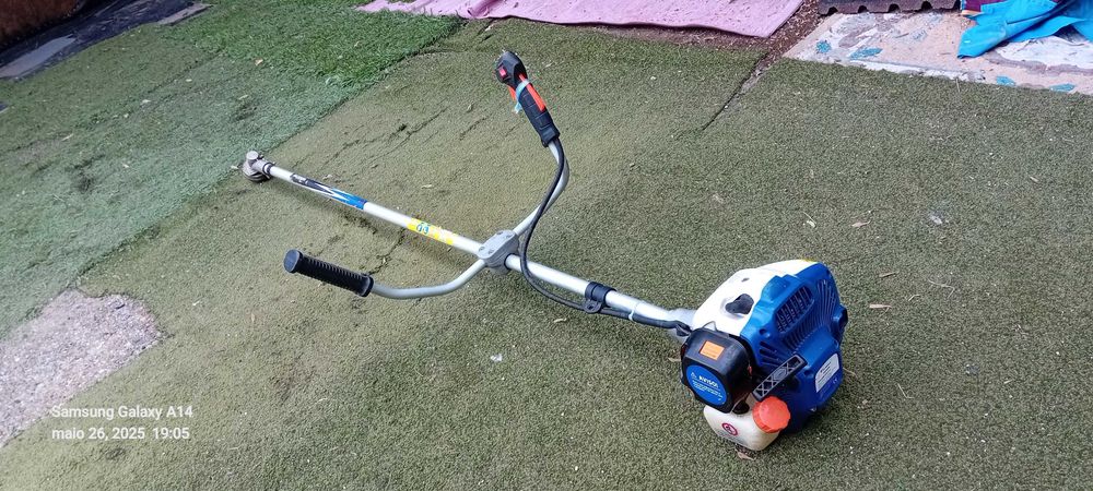 Vende-se rosadora zomati 52cc