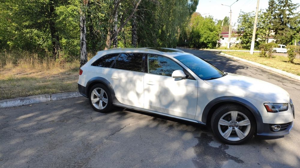 Продам Audi A4 B8 allroad