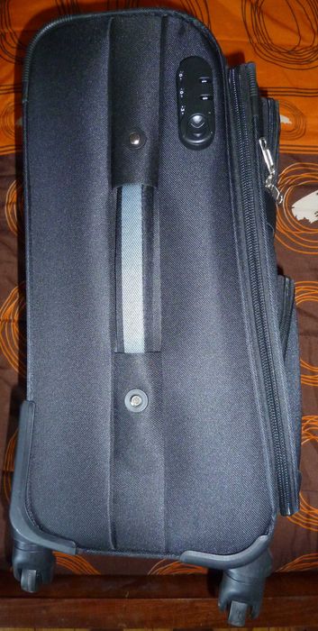 Mala de viagem nova Diplomat 60X37X23 cm - SALDO